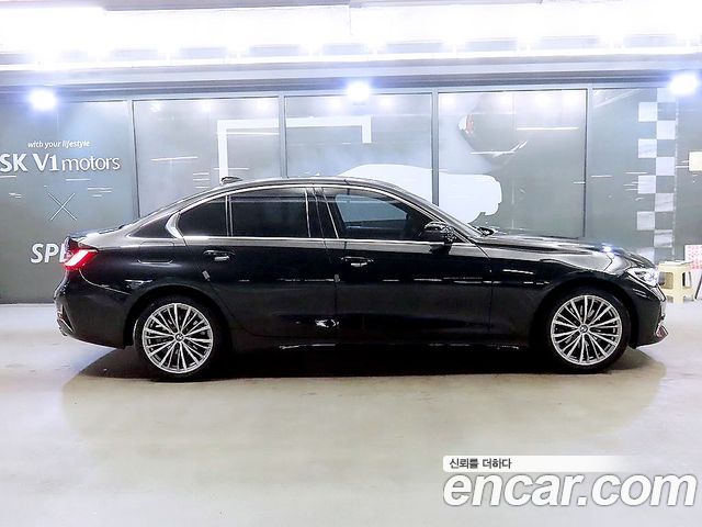 BMW 3 Series (G20) 320i Luxury 2022 — фото 3