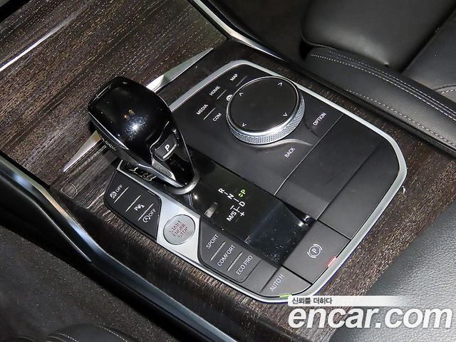 BMW 3 Series (G20) 320i Luxury 2022 — фото 16