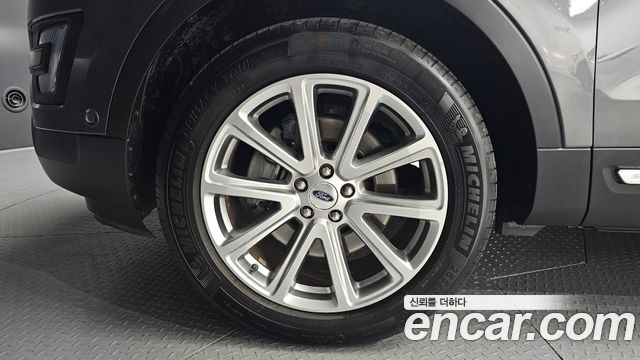 Ford Explorer 2.3 Limited 4WD 5th 2016 — фото 5