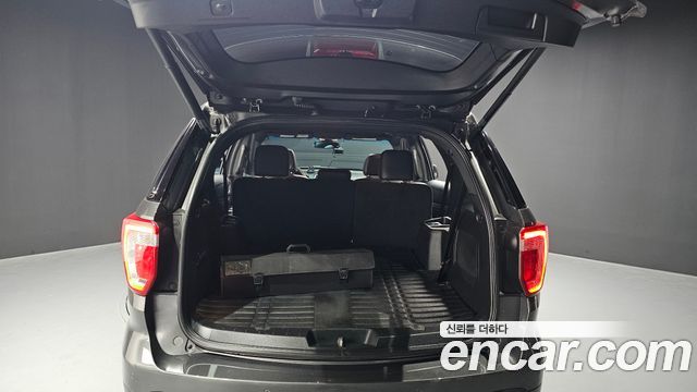Ford Explorer 2.3 Limited 4WD 5th 2016 — фото 20