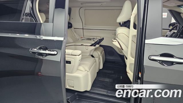 Lexus LM (II) 500h Executive 2025 — фото 12