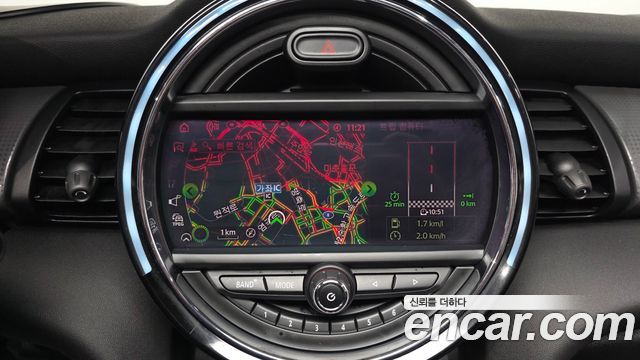 MINI Cooper HIGH Third Generation 2021 — фото 15