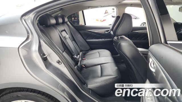 Infiniti Q50 2.2d Premium 2016 — фото 16