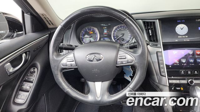 Infiniti Q50 2.2d Premium 2016 — фото 17