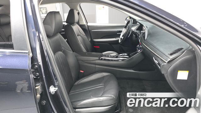 Hyundai Sonata Hybrid (DN8) Premium Family 2021 — фото 11