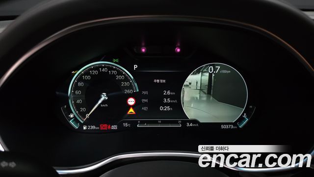 Genesis G80 (RG3) Gasoline 2.5 Turbo AWD 2022 — фото 8