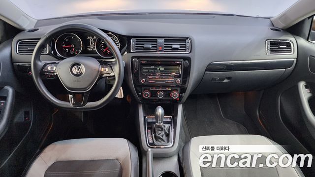 Volkswagen Jetta 2.0 TDI BlueMotion 6th 2015 — фото 7