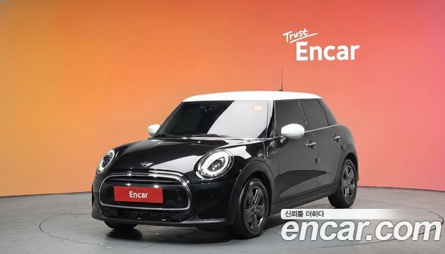 MINI Cooper 5Door Classic Third Generation