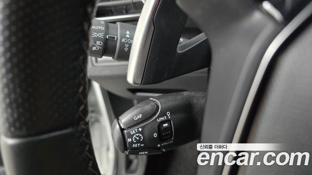 Peugeot 5008 (II) 1.5 BlueHDi GT Line 2021 — фото 17