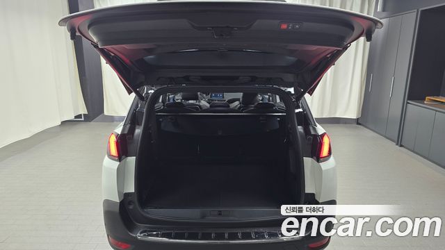 Peugeot 5008 (II) 1.5 BlueHDi GT Line 2021 — фото 20