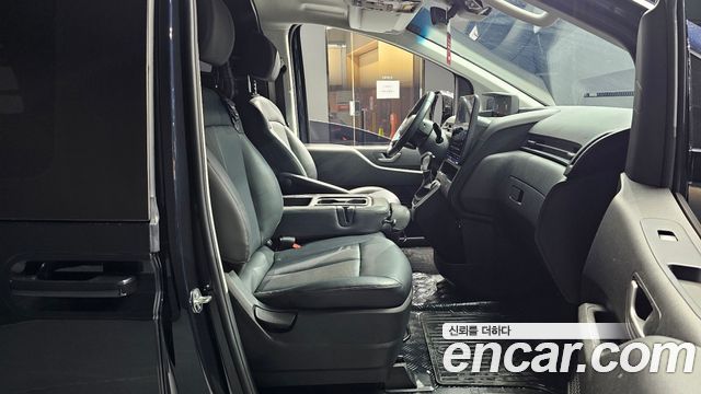 Hyundai Staria Cargo 3-Seater Modern 2024 — фото 10