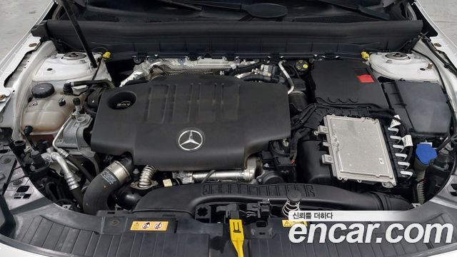 Mercedes-Benz GLB-Class (X247) GLB200 d 2021 — фото 6