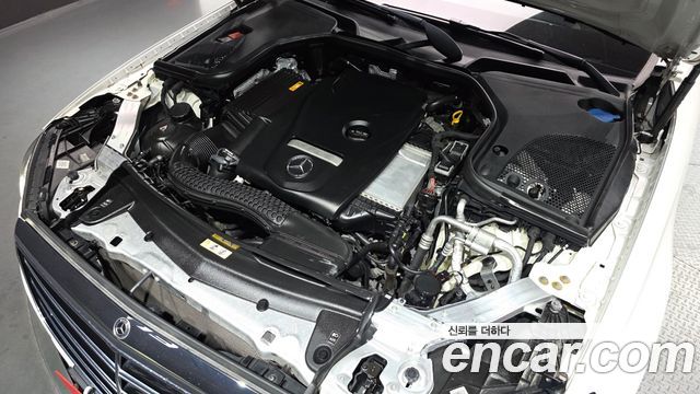 Mercedes-Benz E-Class (W213) E300 4MATIC Exclusive 2019 — фото 6