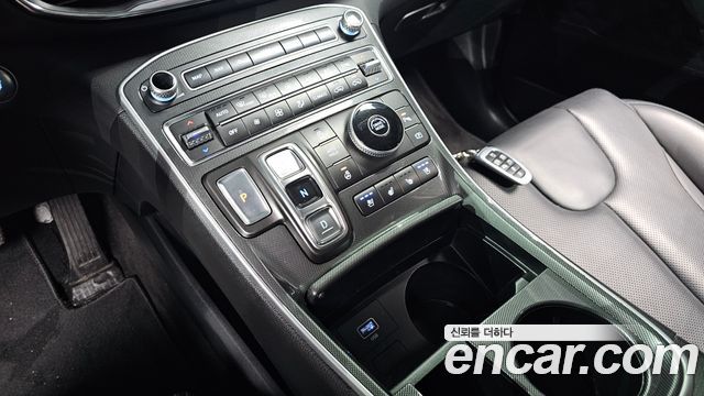 Hyundai Santa Fe Diesel 2.2 2WD Prestige 2021 — фото 9