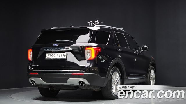 Ford Explorer (VI) 2.3 LimIted 4WD 2020 — фото 2