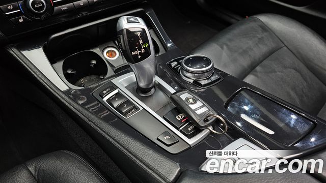 BMW 5 Series (F10) 520d 2014 — фото 9