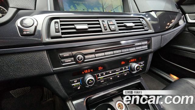 BMW 5 Series (F10) 520d 2014 — фото 15