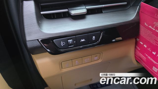Kia Carnival (IV) Gasoline 9-Seater Signature 2023 — фото 16