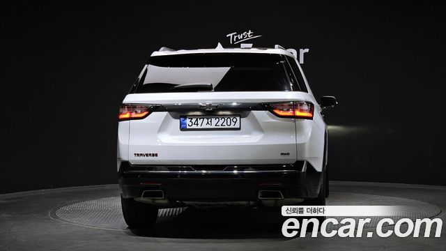 Chevrolet Traverse 3.6 AWD Redline 2021 — фото 4