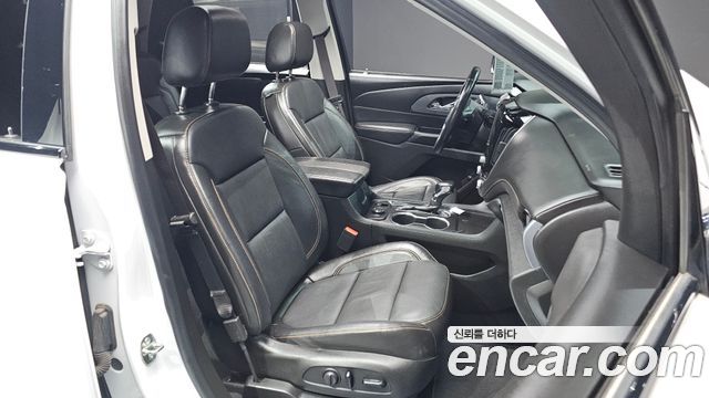 Chevrolet Traverse 3.6 AWD Redline 2021 — фото 10