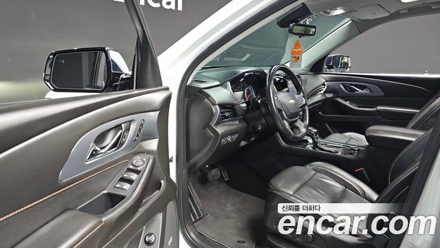 Chevrolet Traverse 3.6 AWD Redline 2021 — фото 11
