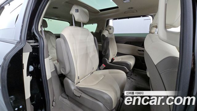 Kia Carnival (IV) Diesel 9-Seater Noblesse 2022 — фото 12