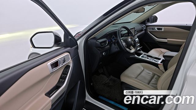 Ford Explorer (VI) 2.3 LimIted 4WD 2021 — фото 10