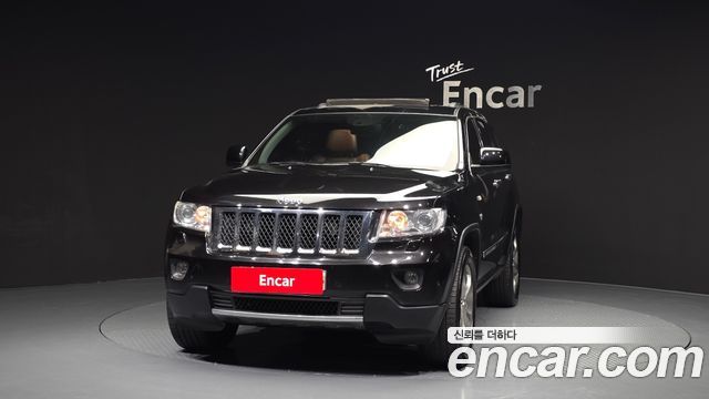 Jeep Grand Cherokee 3.0 Diesel Overland WK2 2012 — фото 3