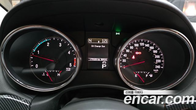 Jeep Grand Cherokee 3.0 Diesel Overland WK2 2012 — фото 8