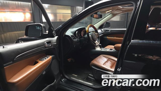 Jeep Grand Cherokee 3.0 Diesel Overland WK2 2012 — фото 10
