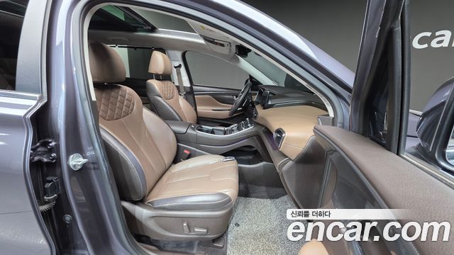 Hyundai Santa Fe Gasoline 2.5T 2WD Prestige 2022 — фото 10