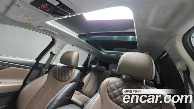 Hyundai Santa Fe Gasoline 2.5T 2WD Prestige 2022 — фото 12