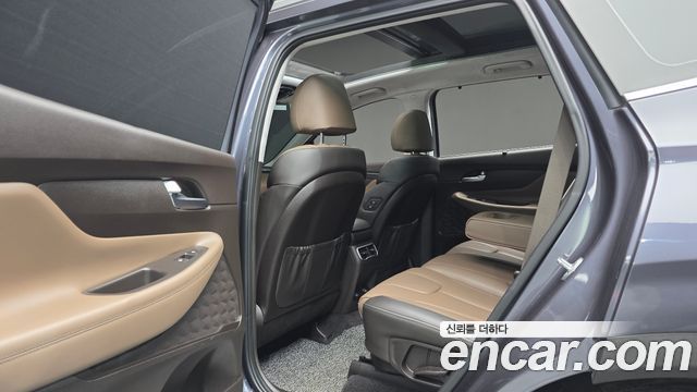 Hyundai Santa Fe Gasoline 2.5T 2WD Prestige 2022 — фото 17