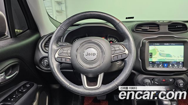 Jeep Renegade 2.4 Limited 2019 — фото 13