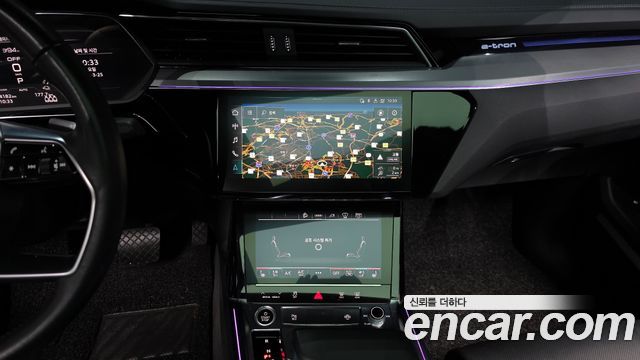 Audi e-tron 55 Quattro Sportback 2021 — фото 14