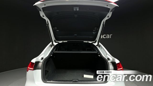 Audi e-tron 55 Quattro Sportback 2021 — фото 20
