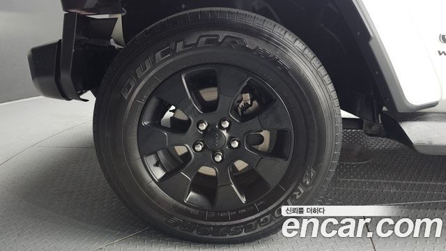 Jeep Wrangler (JL) 2.0 Overland 4Door 2021 — фото 5