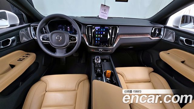 Volvo S60 (III) B5 Ultimate Bright 2024 — фото 7