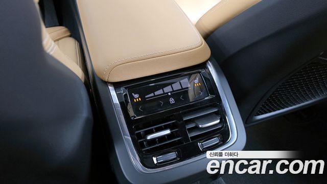 Volvo S60 (III) B5 Ultimate Bright 2024 — фото 23