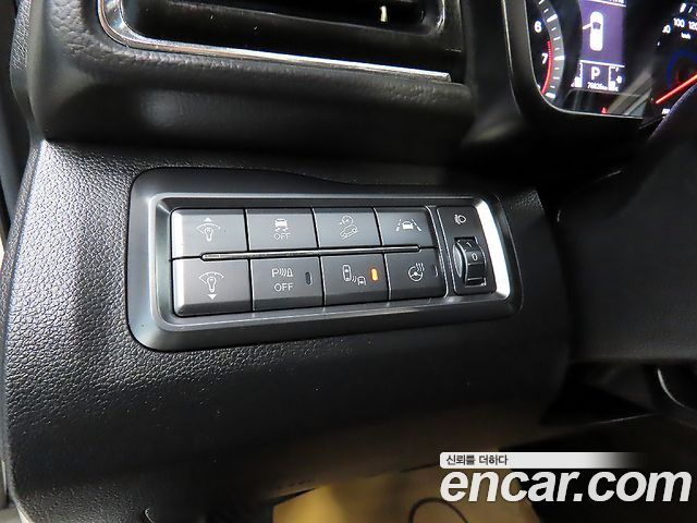 KG Mobility (SsangYong) Very New Tivoli Gasoline 1.5 2WD V3 2022 — фото 20