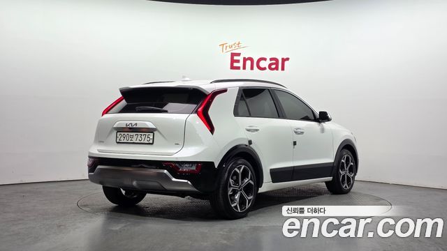 Kia Niro Signature 2025 — фото 2