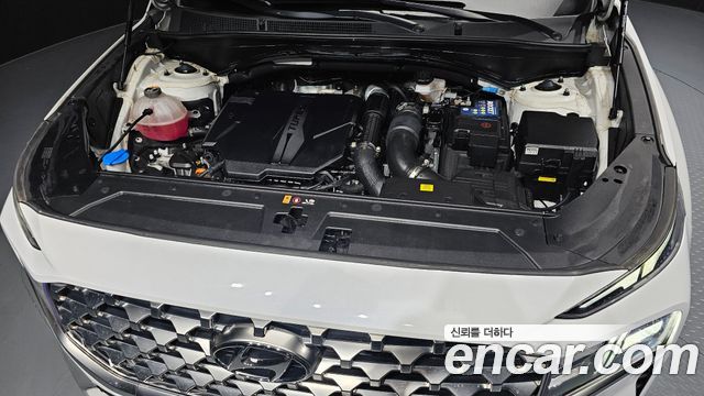 Hyundai Santa Fe Gasoline 2.5T 2WD Exclusive 2022 — фото 6