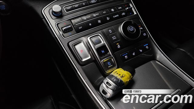 Hyundai Santa Fe Gasoline 2.5T 2WD Exclusive 2022 — фото 9
