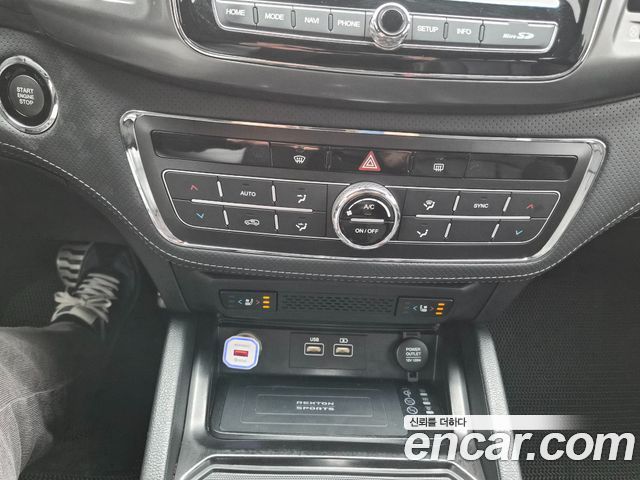 KG Mobility (SsangYong) Rexton Sports Khan Diesel 2.2 4WD Prestige 2022 — фото 18
