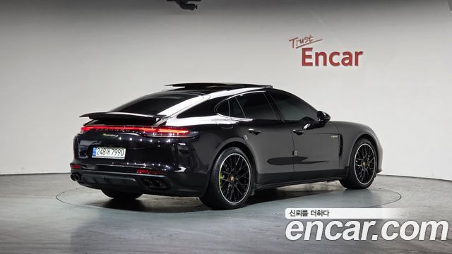 Porsche Panamera (971) 2.9 AWD E-Hybrid 2021 — фото 2