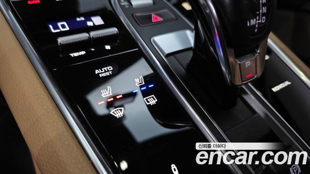 Porsche Panamera (971) 2.9 AWD E-Hybrid 2021 — фото 16
