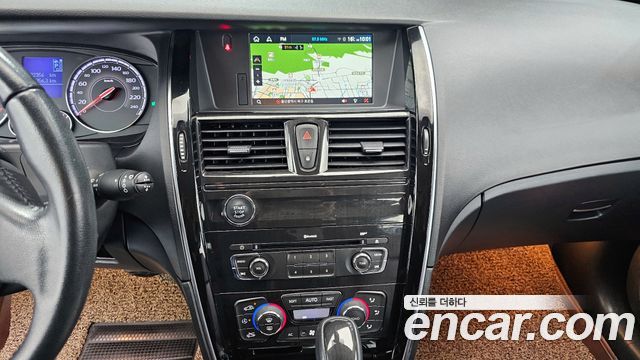 Renault Korea SM7 Nova LPLI 2.0 LPe Disabled 2019 — фото 15