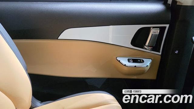 Kia Carnival (IV) Gasoline 9-Seater Prestige 2023 — фото 25