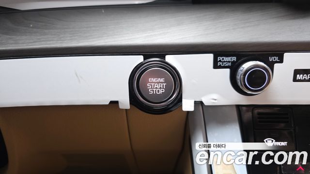 Kia Carnival (IV) Gasoline 9-Seater Prestige 2023 — фото 32