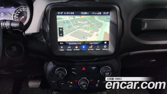 Jeep Renegade 1.6 Diesel Limited 2020 — фото 13